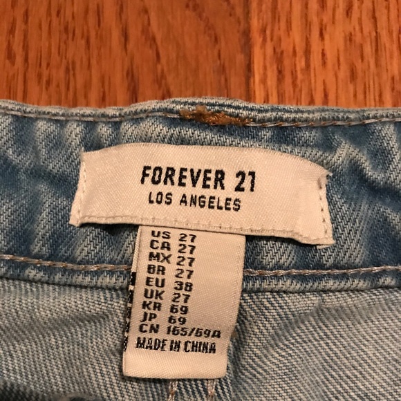 Forever 21 mom shorts - Picture 3 of 3